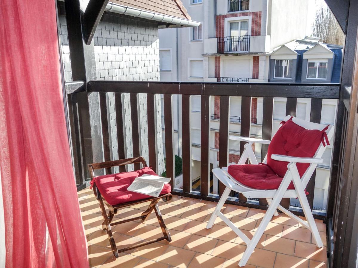 Apartment Les Jardins Du Yacht Club By Interhome Довил Екстериор снимка